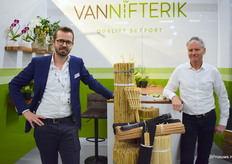 Martin Cromwijk en Erik van Wijk van Nifterik zetten in om nóg natuurlijkere en duurzamere producten te produceren. Daarbij toonde ze de nieuwe bamboe labels.